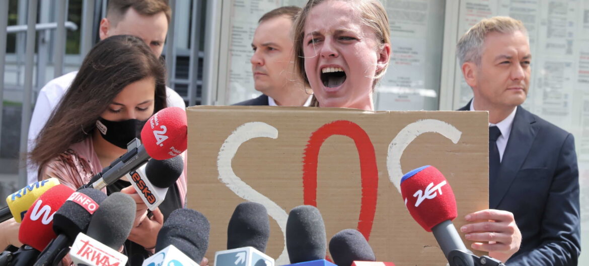 To trzeba zobaczyć! Wstrząsający protest białoruskiej aktywistki <video>