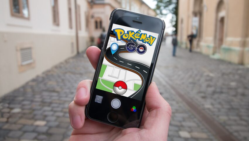 Wziął pożyczkę na walkę z Covid-19, kupił kartę Pokemon. Grozi mu 20 lat więzienia