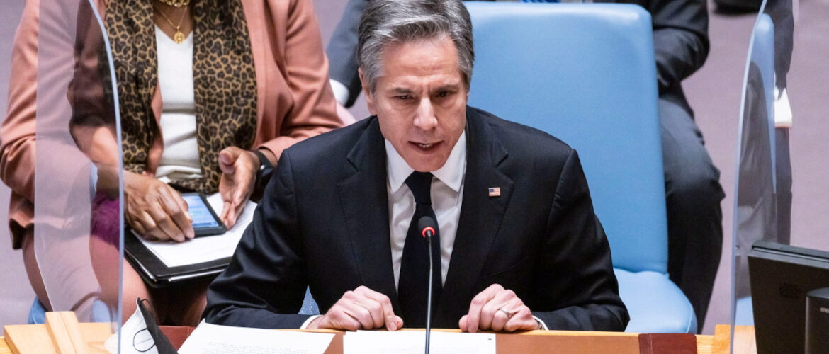 “New York Times” sugeruje, że topniejące lody przyśpieszyły rywalizację między NATO, Rosją i Chinami o kontrolę nad Arktyką