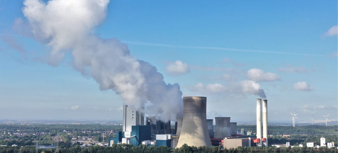 Sędzia zablokował zwiększenie szacunkowych kosztów emisji CO2, które wpłynęłoby na wzrost cen energii