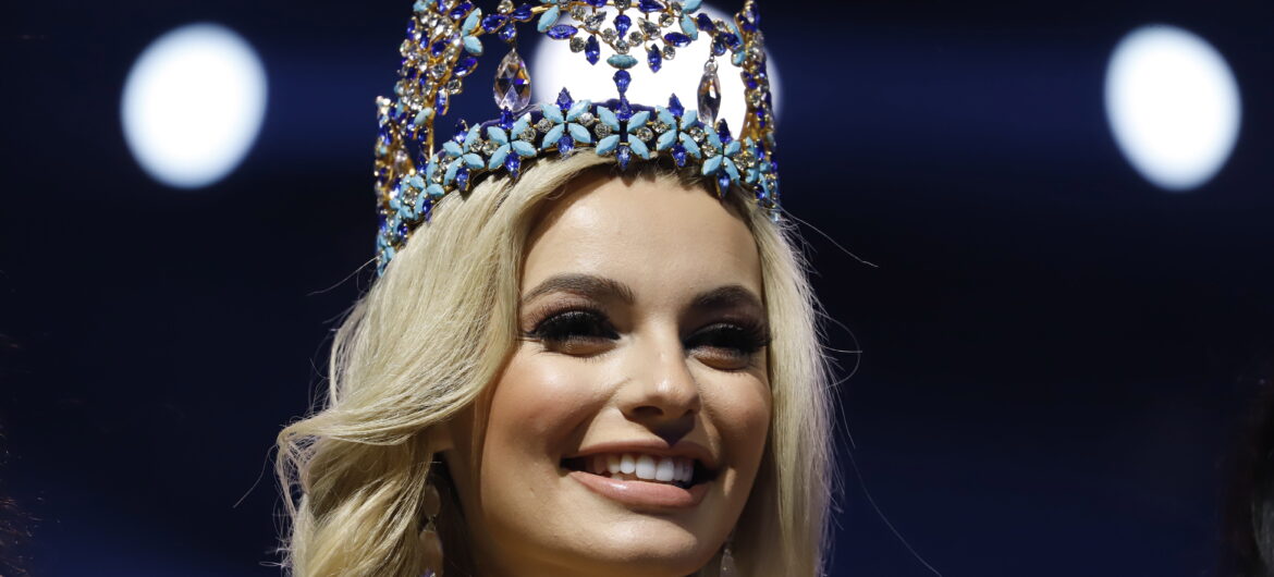 Łodzianka Karolina Bielawska została Miss World
