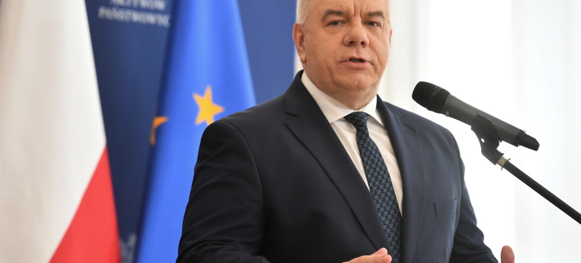 J. Sasin o polityce UE: moglibyśmy produkować tanią energię, ale Polska ma mieć postawione bariery