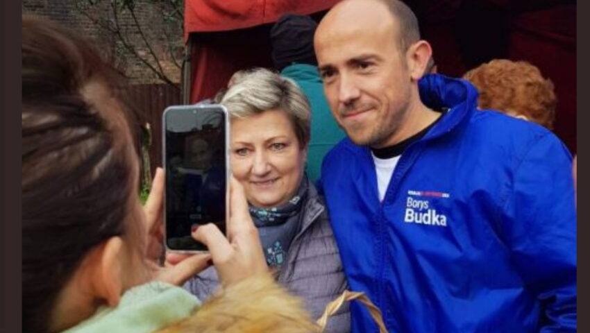 Borys Budka chciał zadrwić z premiera. Ośmieszył sam siebie