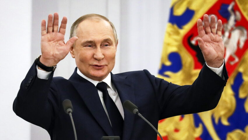 Spuchnięty Putin dyszy podczas przemówienia. Choroba postępuje?