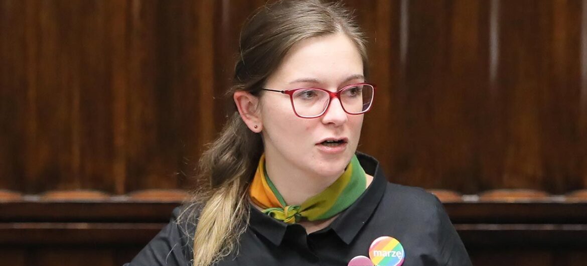 Kompromitacja posłanki Lewicy u Mazurka. “Nie odpowiem panu na to pytanie”