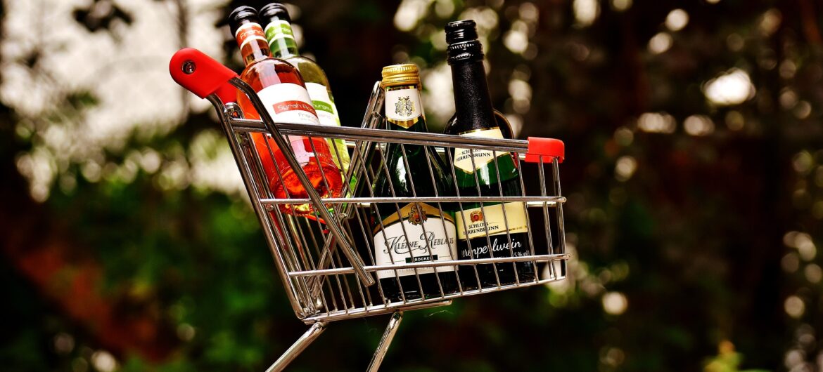 Padł niechlubny rekord. Tyle Polacy wydali na alkohol