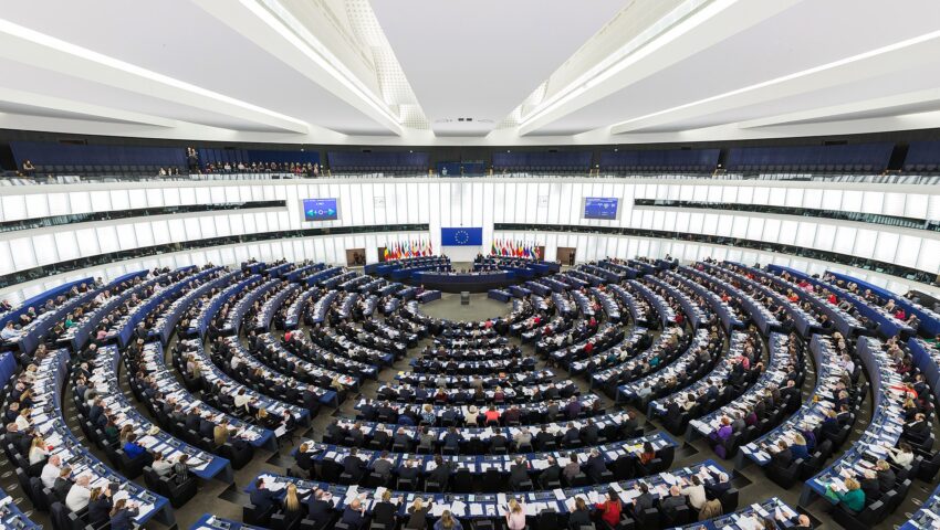 Kiedy wpłyną pieniądze z KPO? Europoseł PSL ma dobre wieści