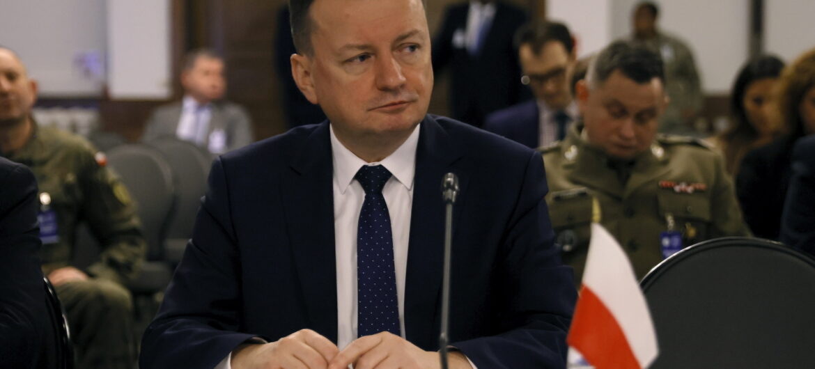 Szef klubu PiS: Bijemy na alarm; jeżeli nie podejmiemy działań, Polska będzie miała taki problem