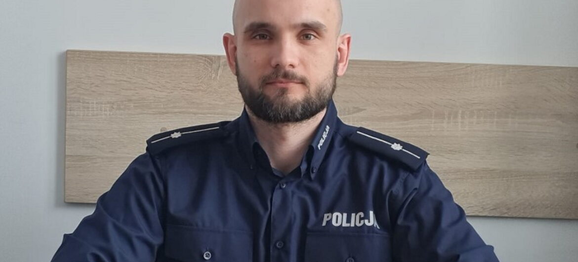 Policjant z Gdyni pisze bajki dla dzieci. Zaczął dla własnej córki