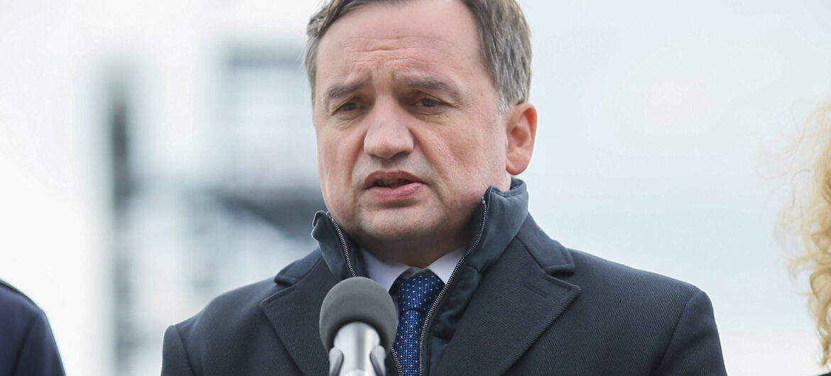 Zbigniew Ziobro jest poważnie chory. Posłanka lewicy postanowiła z niego zadrwić
