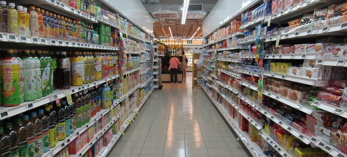 Sieć supermarketów wprowadziła towary LGBT. Stracili na tym miliardy
