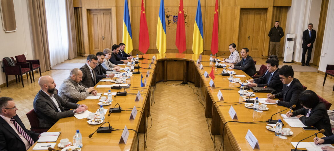 Ukraina powiedziała Chinom, że nie odda Rosji terytorium
