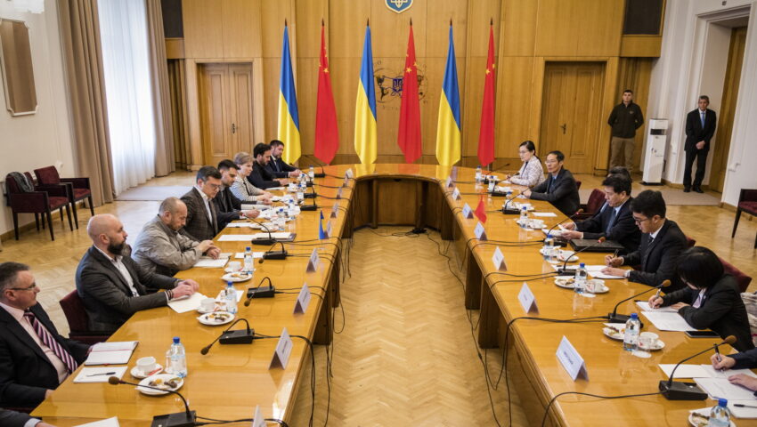 Ukraina powiedziała Chinom, że nie odda Rosji terytorium