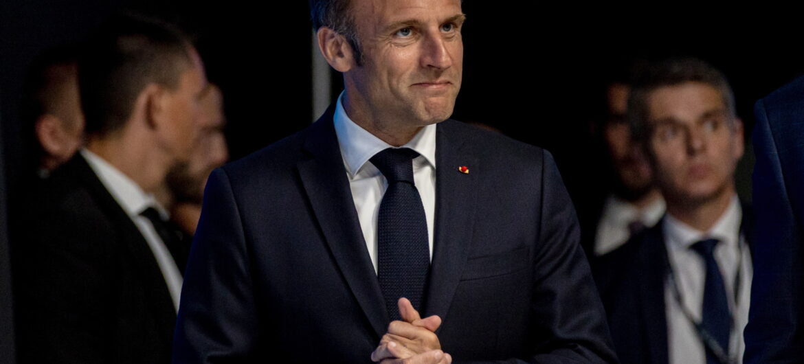„Le Figaro”: Macron pokornie przyznał, że Francja nie słuchała Europy Wschodniej i przeprosił ją za pogardliwe traktowanie