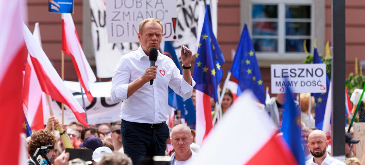Skandaliczne słowa niemieckiego europosła: Polska może przyjąć pakt migracyjny, jeśli jesienią wygrają „moi polityczni przyjaciele”