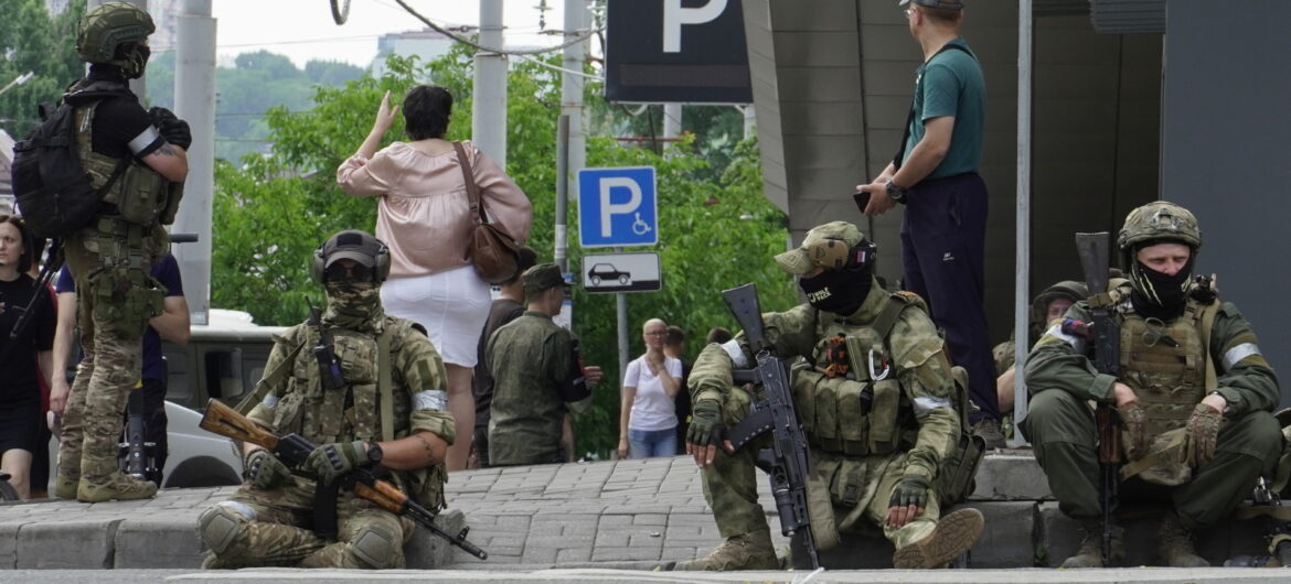 Marsz na Moskwę wstrzymany. Prigożyn zgodził się załagodzić sytuację w Rosji