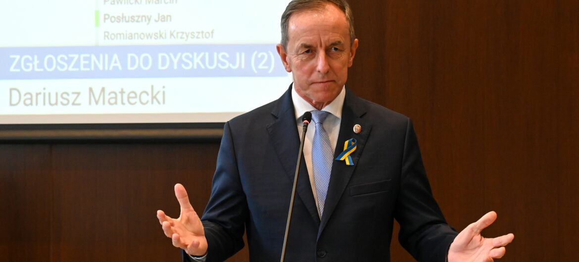 Niewiarygodne! Marszałek Senatu RP pojechał skarżyć się na Polskę do szefowej Bundestagu