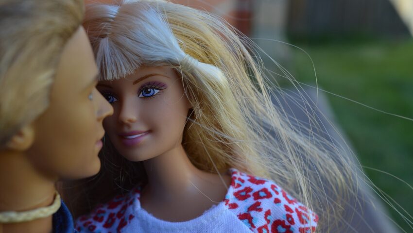 Uwaga na selfie z Barbie! Aplikacje, które przerabiają zdjęcia, wysysają wrażliwe dane