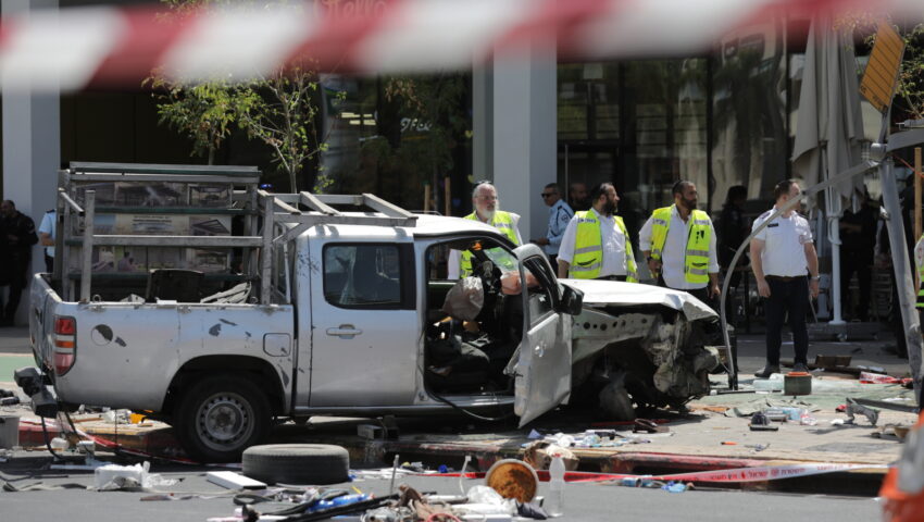 Atak terrorystyczny w Izraelu. Samochód wjechał w ludzi