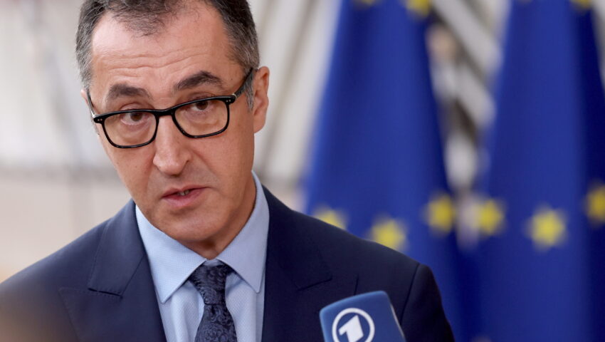 Niemcy krytykują Polskę w kwestii pomocy dla Ukrainy. “Kiedy wam to pasuje, jesteście solidarni, a kiedy wam to nie pasuje, nie jesteście”