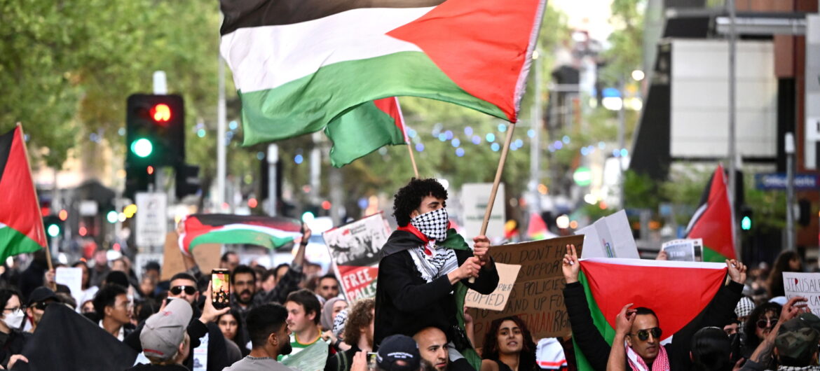 Hamas grozi zakładnikom. Izrael twierdzi, że to tylko pogorszy sprawę