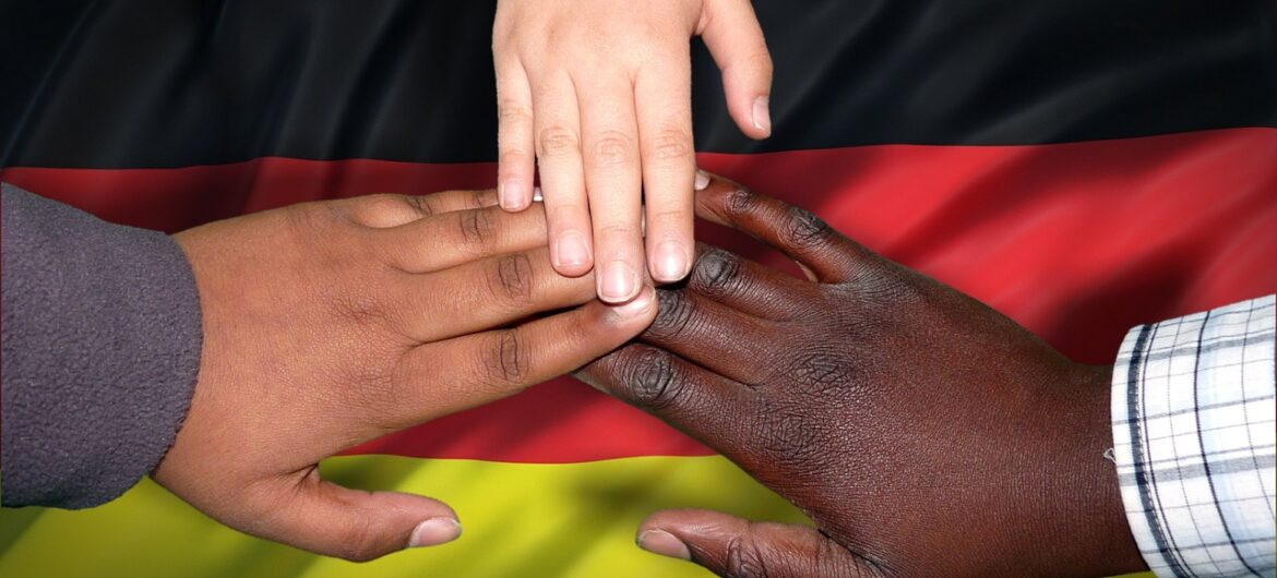 Pakt migracyjny. Jeszcze dziś odbędą się rozmowy ministrów