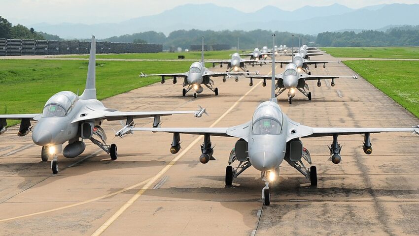 Sensacja! FA-50 zestrzelił F-22