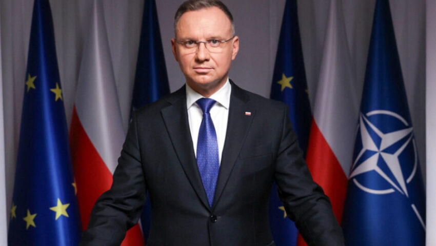Prezydent dotrzymał obietnicy. “Składamy projekt ustawy z podwyżkami dla nauczycieli, bez 3 mld zł na nielegalnie przejętą telewizję”