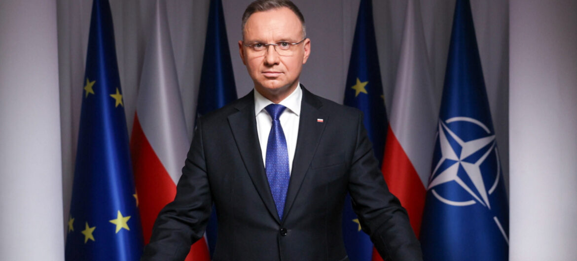 Prezydent dotrzymał obietnicy. “Składamy projekt ustawy z podwyżkami dla nauczycieli, bez 3 mld zł na nielegalnie przejętą telewizję”