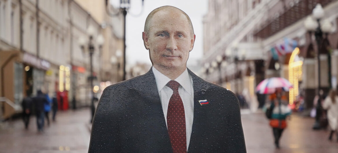 Niemiecki dziennikarz wziął od Putina setki tysięcy euro. W zamian miał chwalić prezydenta Rosji