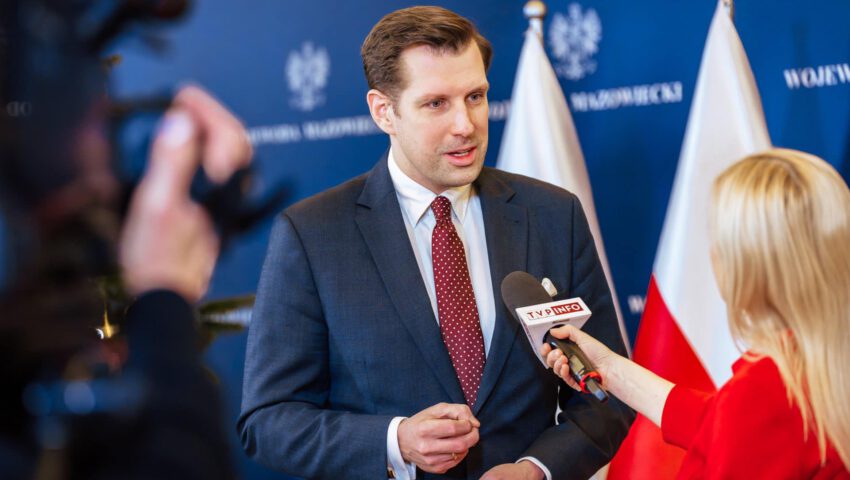 Ważny gest wojewody mazowieckiego po zaprzysiężeniu nowego rządu. “Obiecałem i dotrzymałem słowa”