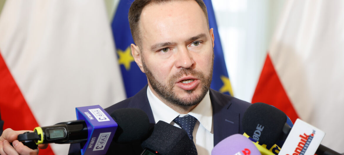 Nienawiści do religii uczył się w domu? Dziadek nowego wojewody był prominentnym lubelskim komunistą