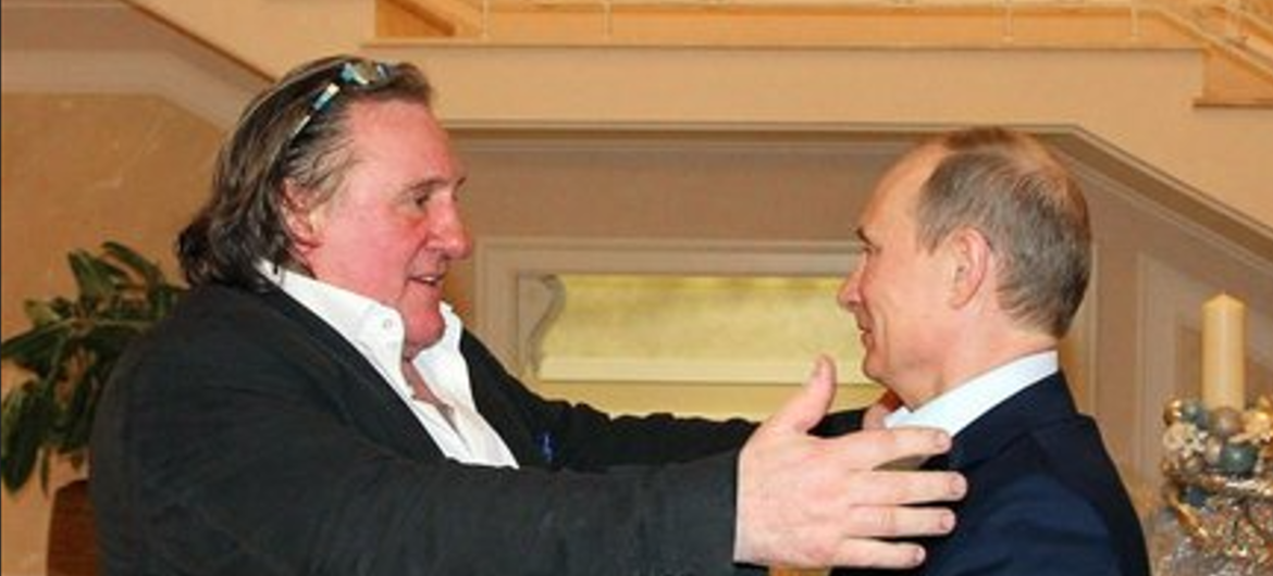 Policja bada śmierć francuskiej aktorki. Wcześniej oskarżyła Gerarda Depardieu o molestowanie
