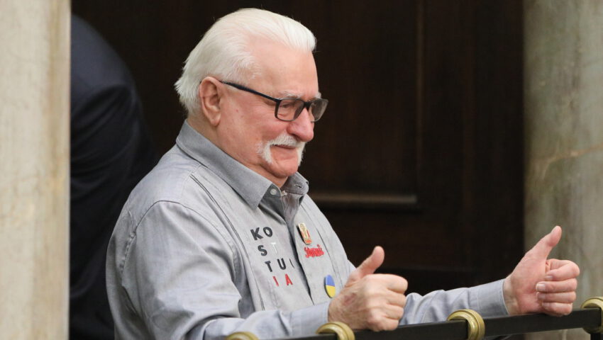 Pierwsza decyzja nowego ministra. Spora suma pieniędzy dla Lecha Wałęsy
