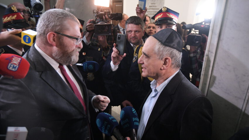 Najostrzejsza kara dla Grzegorza Brauna. To może nie być koniec problemów posła