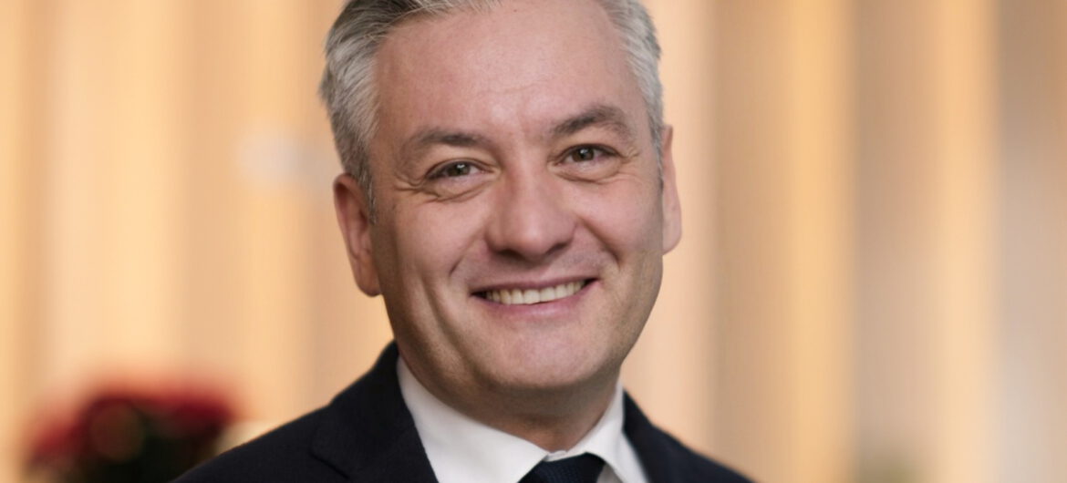 Biedroń zapowiada legalizację związków partnerskich. “Jesteśmy w skansenie Europy”
