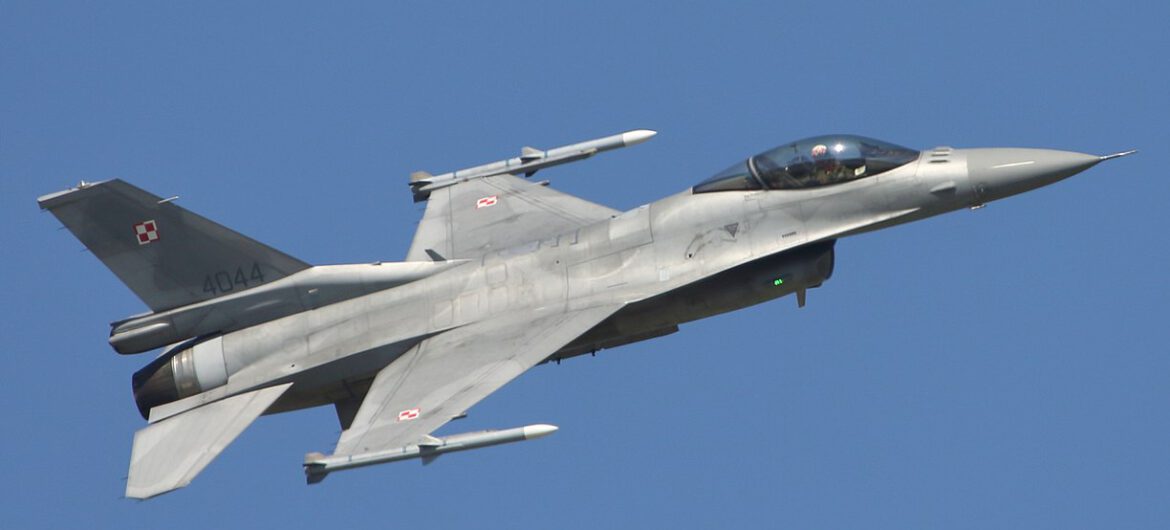 Polska poderwała myśliwce. Jest komunikat sił zbrojnych