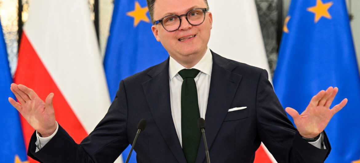 Koniec “otwartego Sejmu”. Na Wiejską wróciły barierki