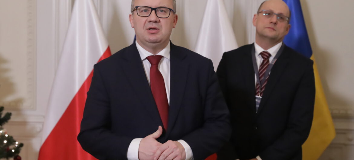 Adam Bodnar przekazał prezydentowi decyzję dot. ułaskawienia posłów Wąsika i Kamińskiego