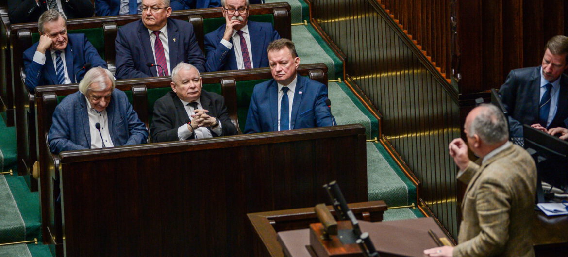 Kaczyński: Sejm, jeżeli nie uznaje Izby Kontroli Nadzwyczajnej, to po prostu w tej chwili nie istnieje