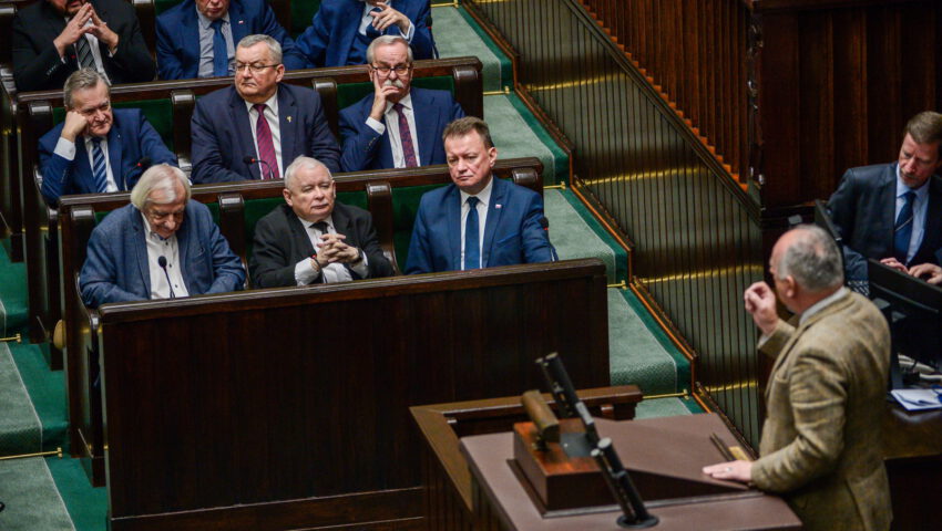 Kaczyński: Sejm, jeżeli nie uznaje Izby Kontroli Nadzwyczajnej, to po prostu w tej chwili nie istnieje