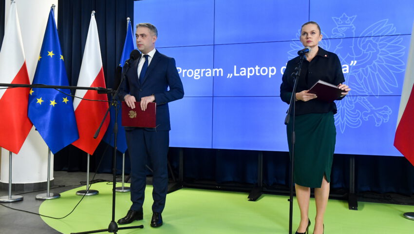 Uczniowie stracą darmowe laptopy. Ministerstwo zawiesiło program