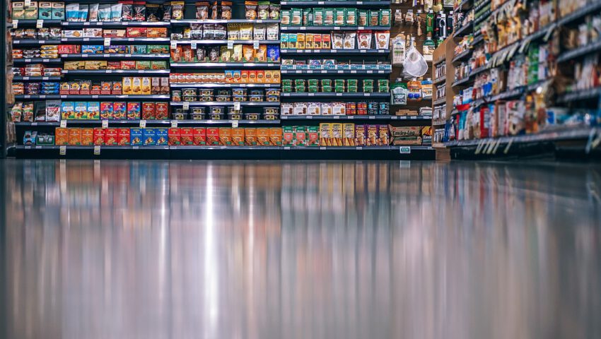 Czesi znowu przyjeżdżają na masowe zakupy do Polski. Zależy im przede wszystkim na jednym produkcie