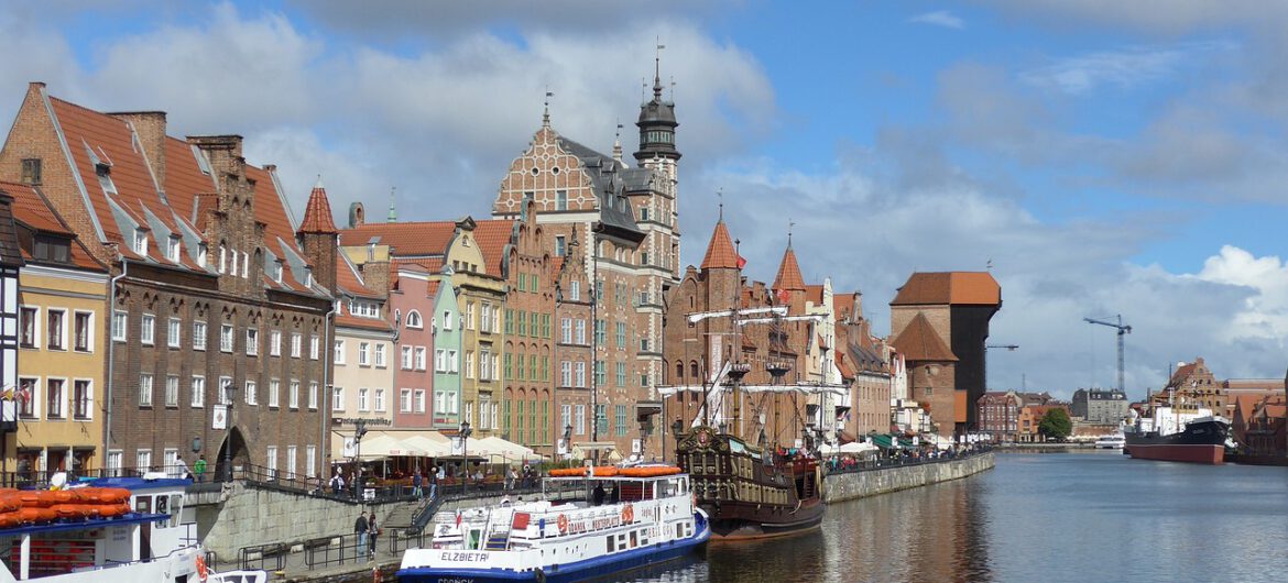 Atak nożownika w Gdańsku. Sześć osób odniosło rany