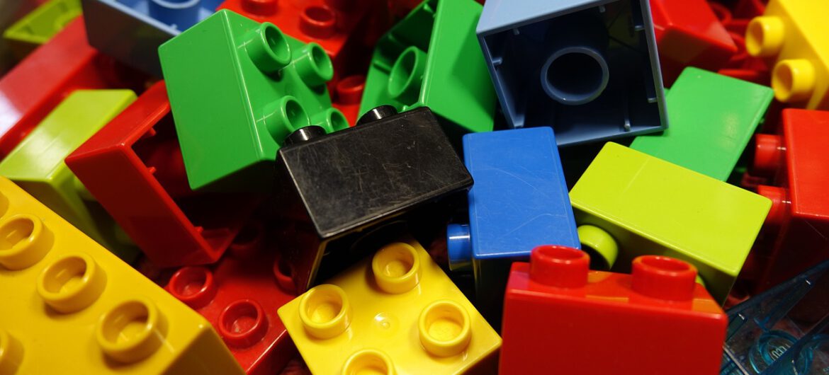 Pracownicy sklepu ze starociami znaleźli rzadki klocek Lego. Jest wart fortunę