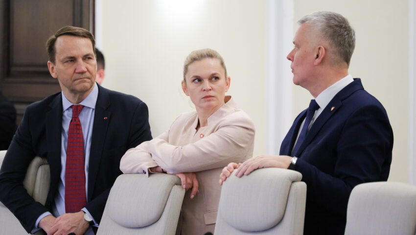 MEN planuje zmiany w programie nauczania. Ministerstwo otrzymało ponad 50 tys. uwag