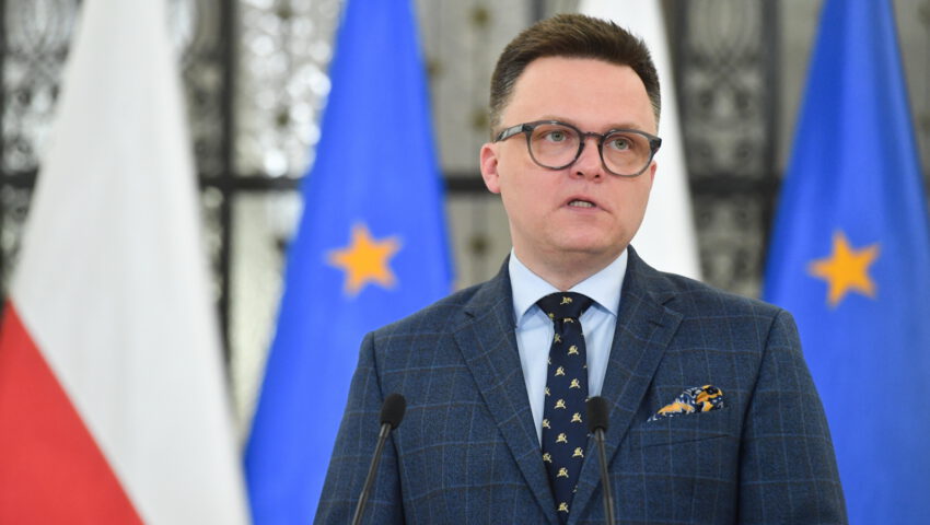 Hołownia: nie ma innej drogi do liberalizacji prawa aborcyjnego niż referendum