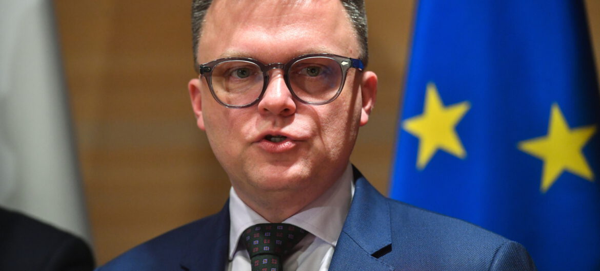Hołownia bez szans na prezydenturę? Ludzie już mają dość tego cyrku?