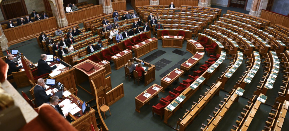 Węgierski parlament chciał zagłosować nad członkostwem Szwecji w NATO. Głosowanie zbojkotowała partia Orbana