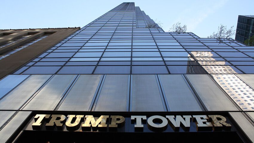 Trump może stracić swoje nieruchomości. Poprosił wyborców o pomoc